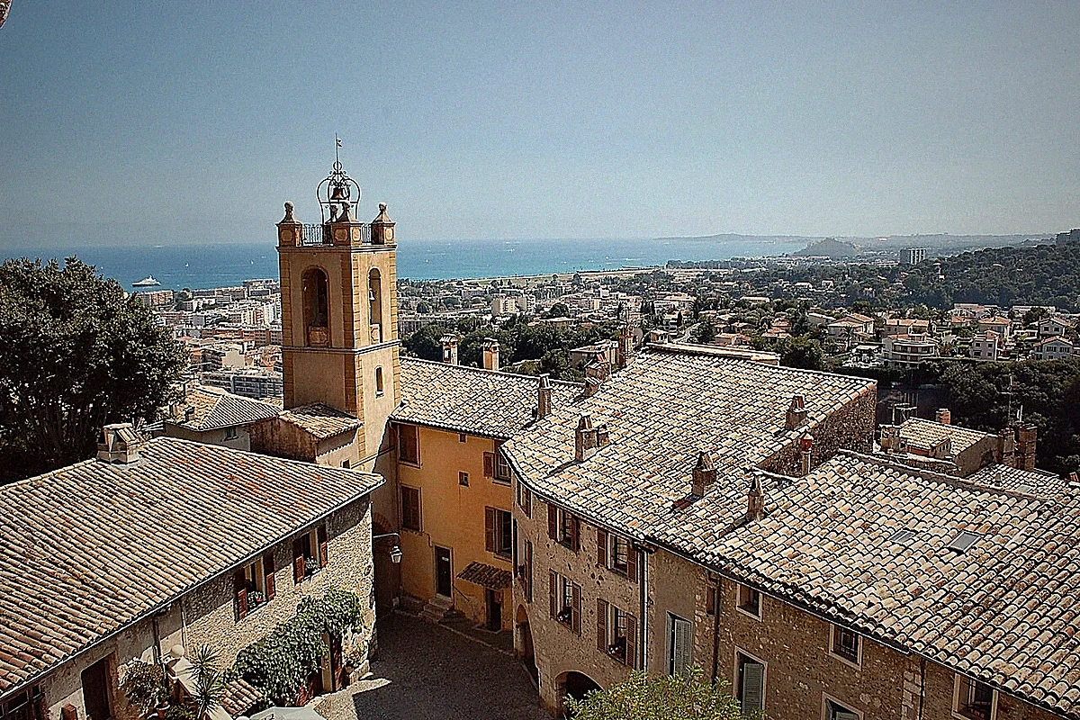 Cagnes-sur-Mer — vue de la ville